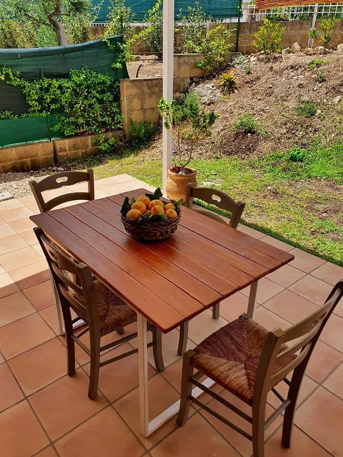 Il Bonsai Brucoli Villetta Per Turisti 0*,